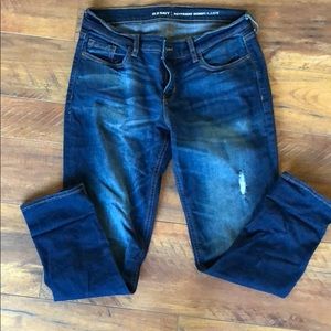 Distressed Skinny capris